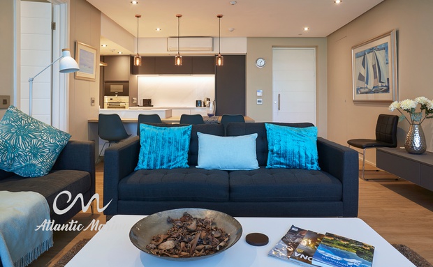 Carradale 102 one bedroom apartment luxury self-catering atlantic marina v&a waterfront cape town south africa 